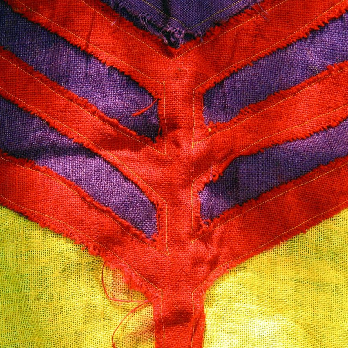 YEAH YEAH YEAHS - SHOW YOUR BONES